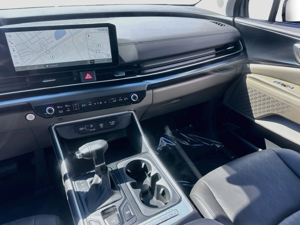 New 2027 Kia Carnival FWD image 23