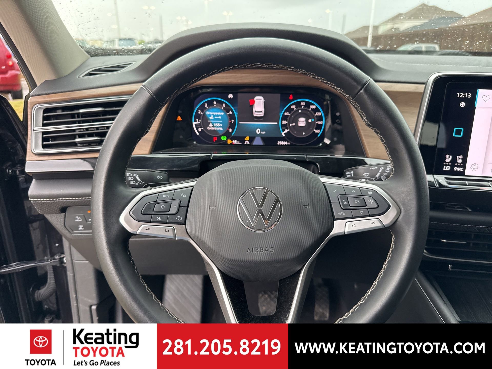 Used 2025 Volkswagen Atlas SE image 17