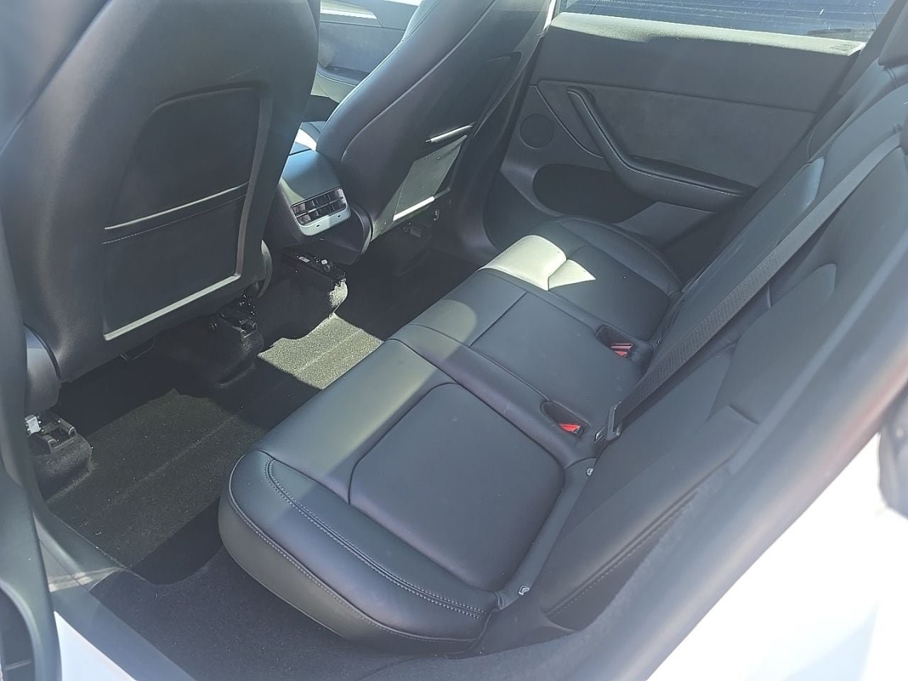 Used 2023 Tesla Model Y Long Range AWD/4WD image 12