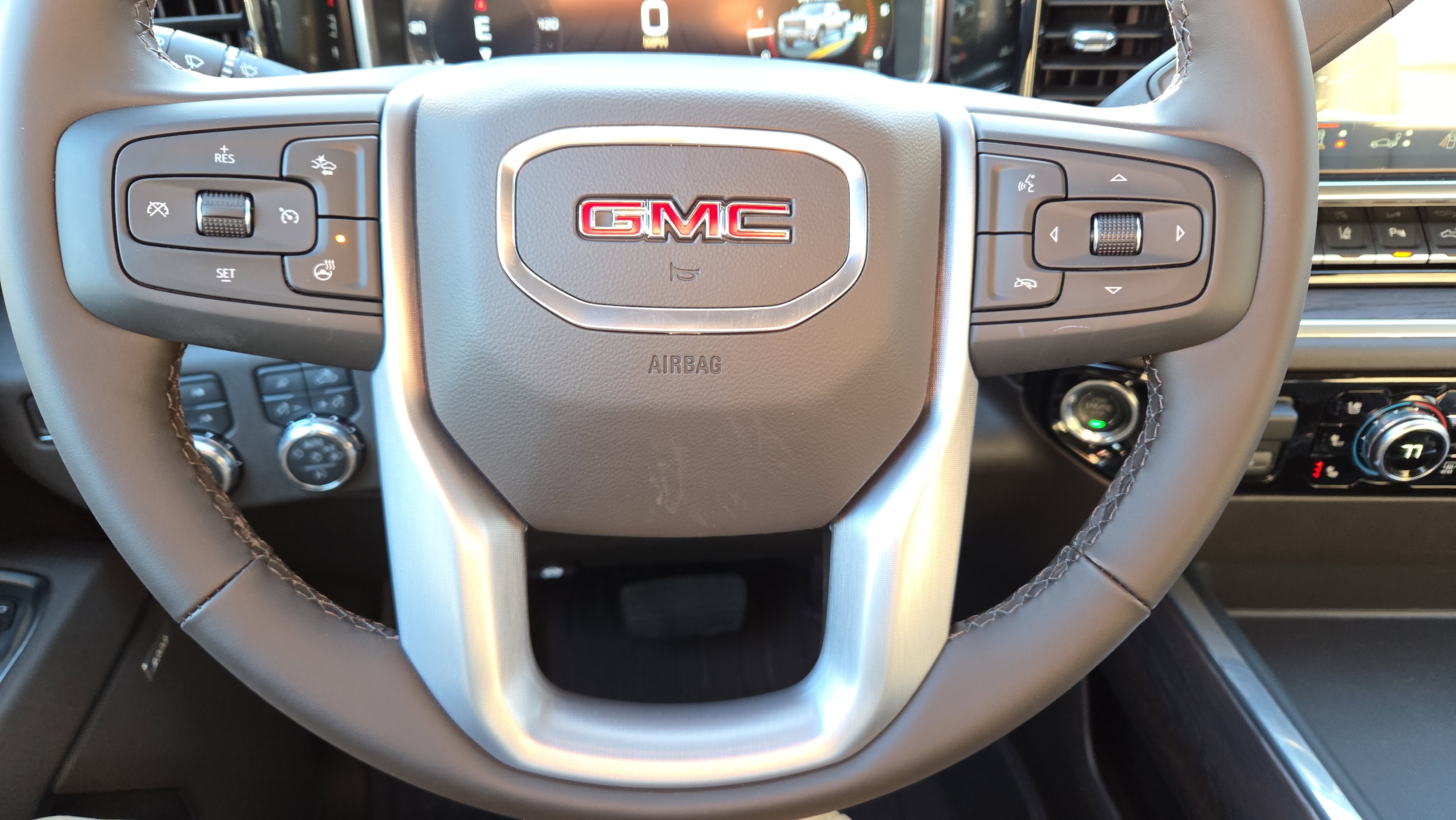 New 2026 GMC Sierra 3500 SLT w/ SLT Premium Package AWD/4WD image 12