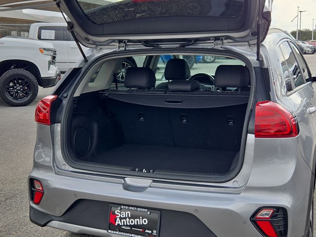 Used 2022 Kia Niro EX Premium image 25