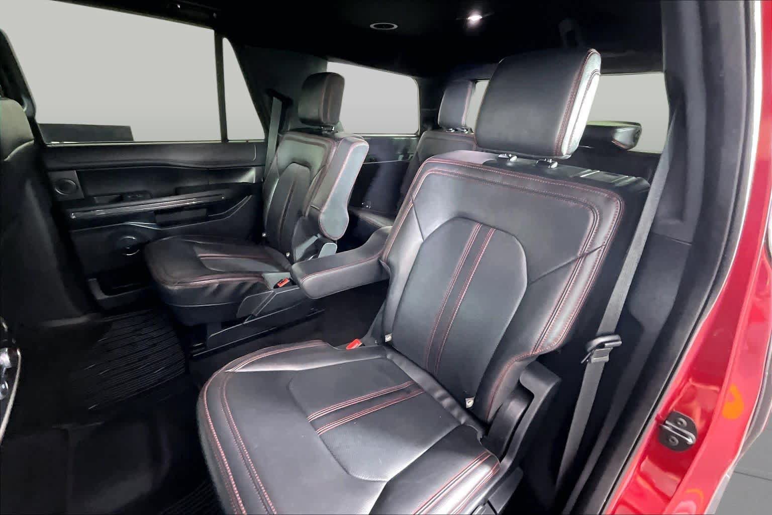 Used 2022 Ford Expedition Limited RWD image 17
