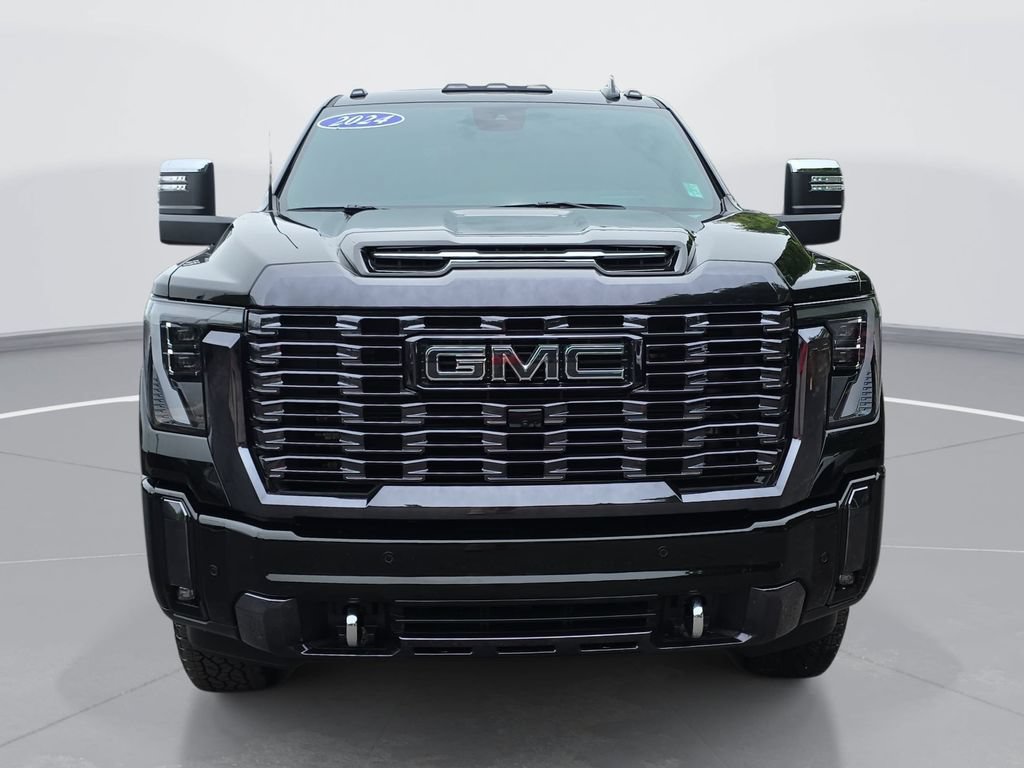Certified 2024 GMC Sierra 3500 Denali Ultimate AWD/4WD image 10