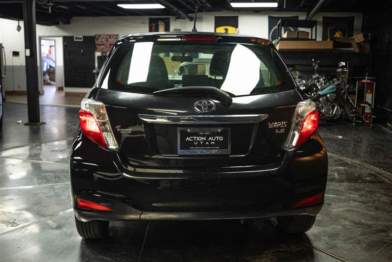 Used 2013 Toyota Yaris LE FWD image 6