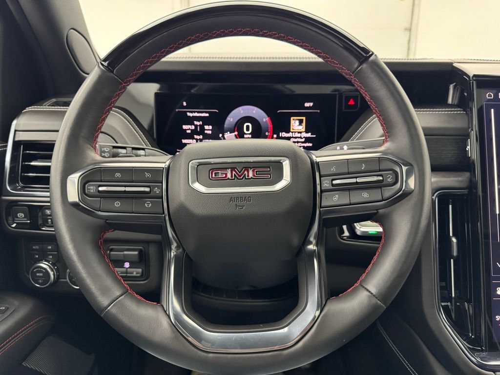 Used 2025 GMC Yukon XL AT4 Ultimate w/ LPO, Illumination Package AWD/4WD image 21