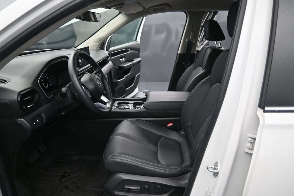 Certified 2025 Honda Pilot EX-L image 19