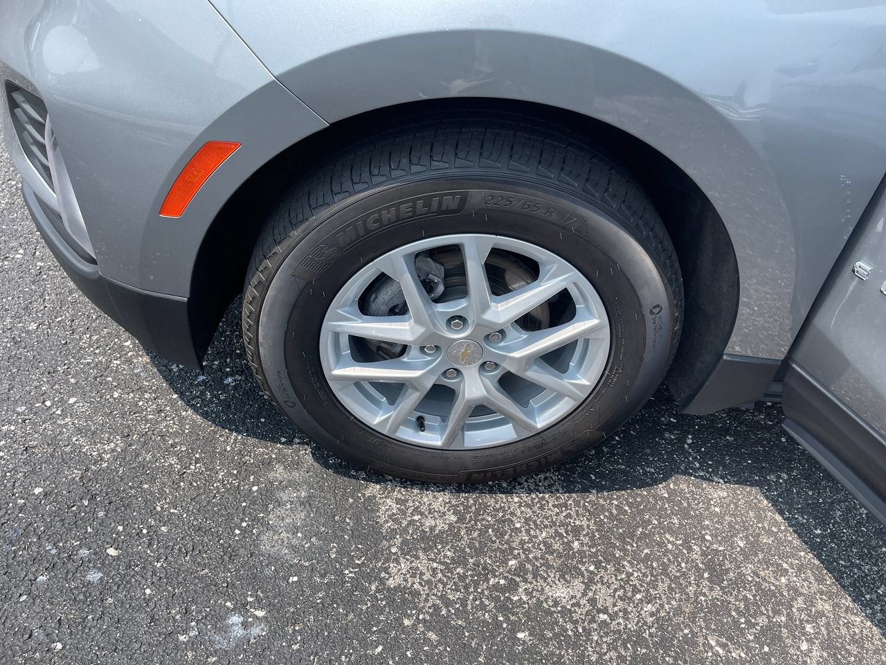 Certified 2024 Chevrolet Equinox LT FWD image 33