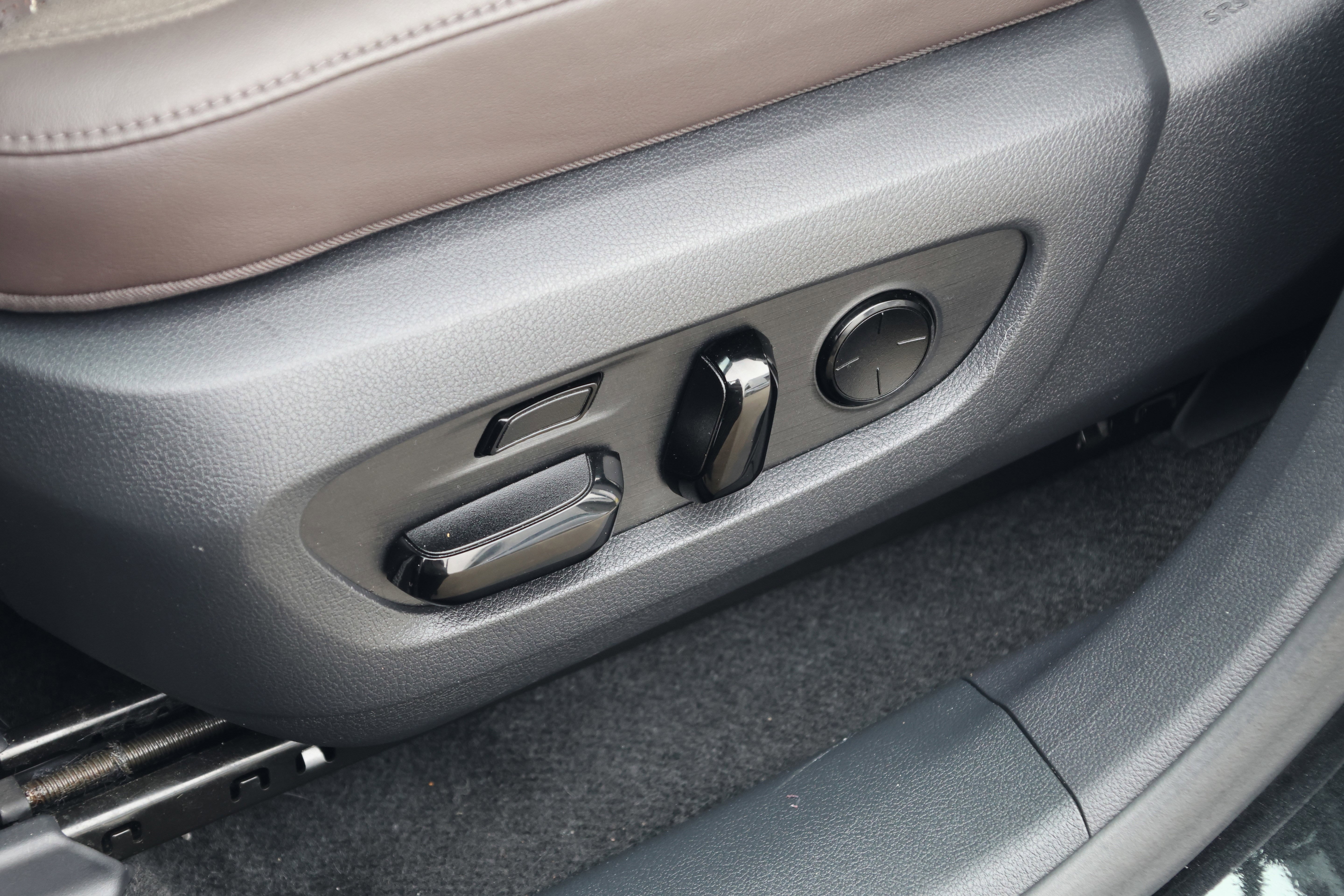 Certified 2023 Lexus RX 350 AWD w/ Accessory Package image 34