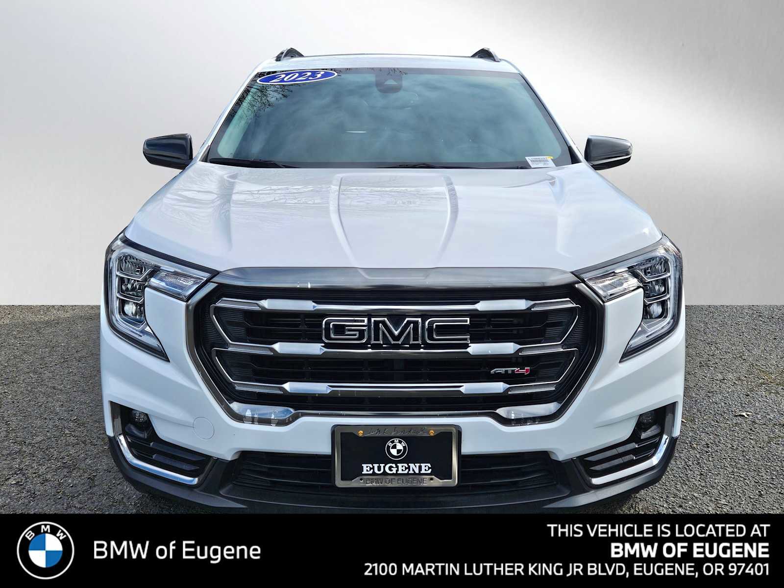 Used 2023 GMC Terrain AT4 image 8