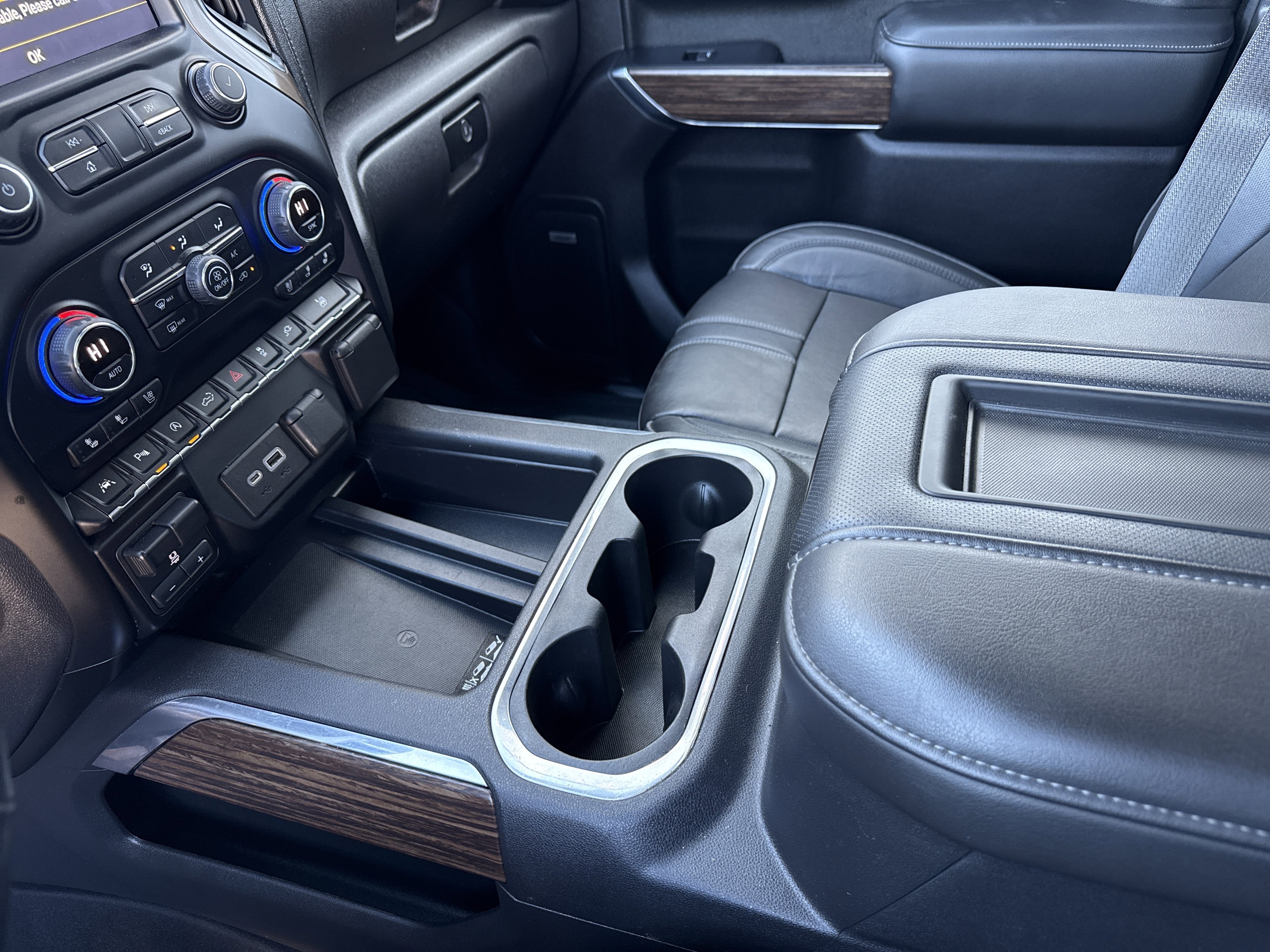 Used 2021 Chevrolet Silverado 1500 High Country w/ Technology Package image 20