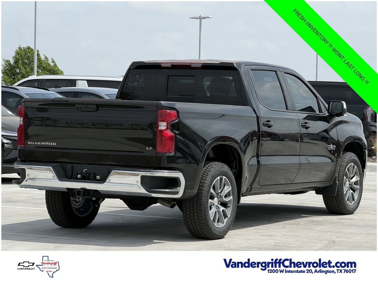 New 2026 Chevrolet Silverado 1500 LT w/ Texas Edition Plus RWD image 4