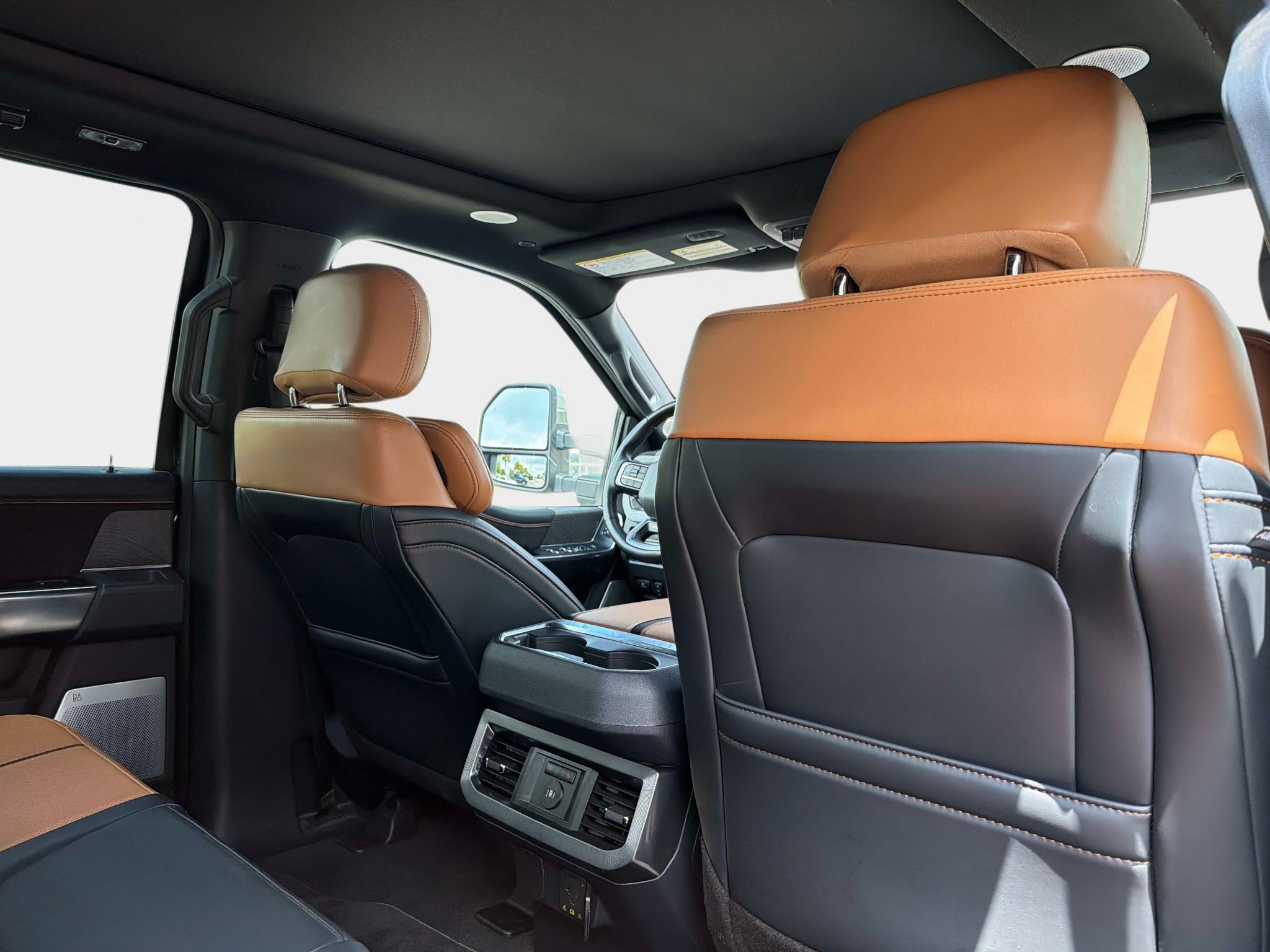 Used 2024 Ford F350 Platinum AWD/4WD image 23