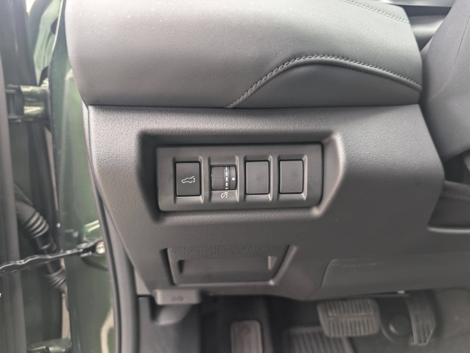Used 2026 Subaru Outback Touring AWD/4WD image 13