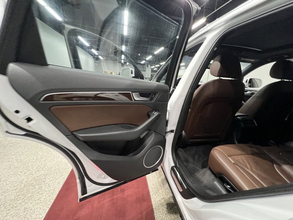 Used 2015 Audi Q5 2.0T Premium Plus w/ Technology Package image 25