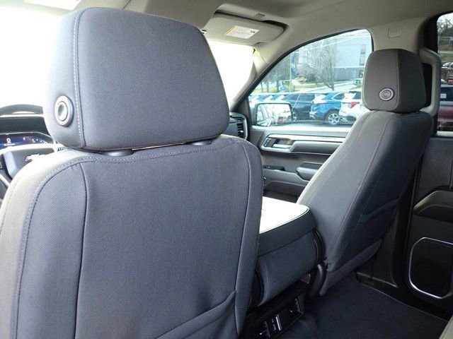 Used 2024 Chevrolet Silverado 1500 LT image 17