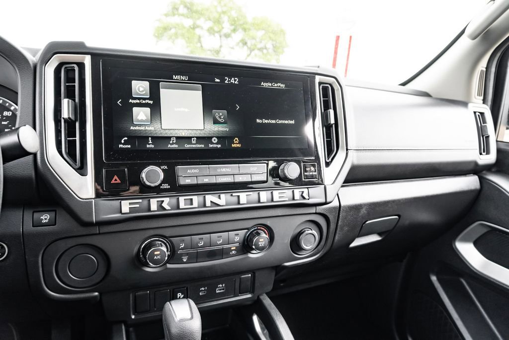 Used 2025 Nissan Frontier SV RWD image 23