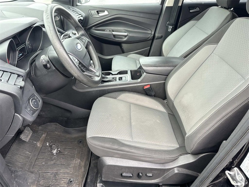 Used 2019 Ford Escape SE image 19