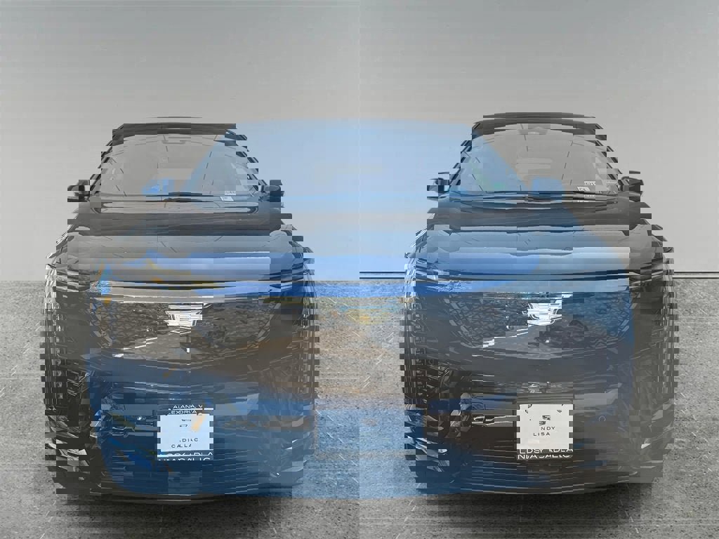 New 2025 Cadillac Optiq Sport 2 w/ LPO, ONYX Package image 7