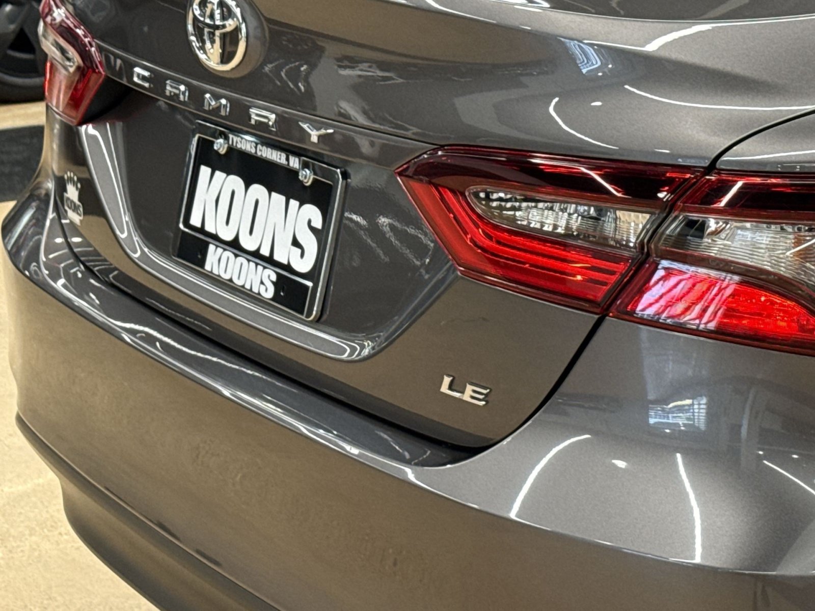 Used 2021 Toyota Camry LE FWD image 29