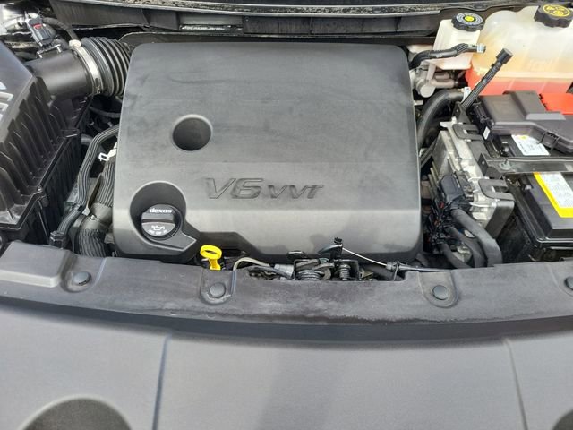 Used 2023 Chevrolet Traverse Premier image 36