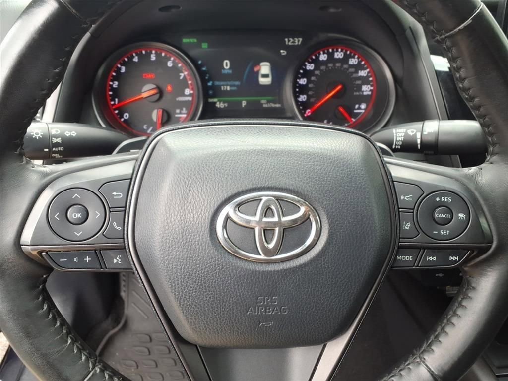 Used 2021 Toyota Camry XSE image 23