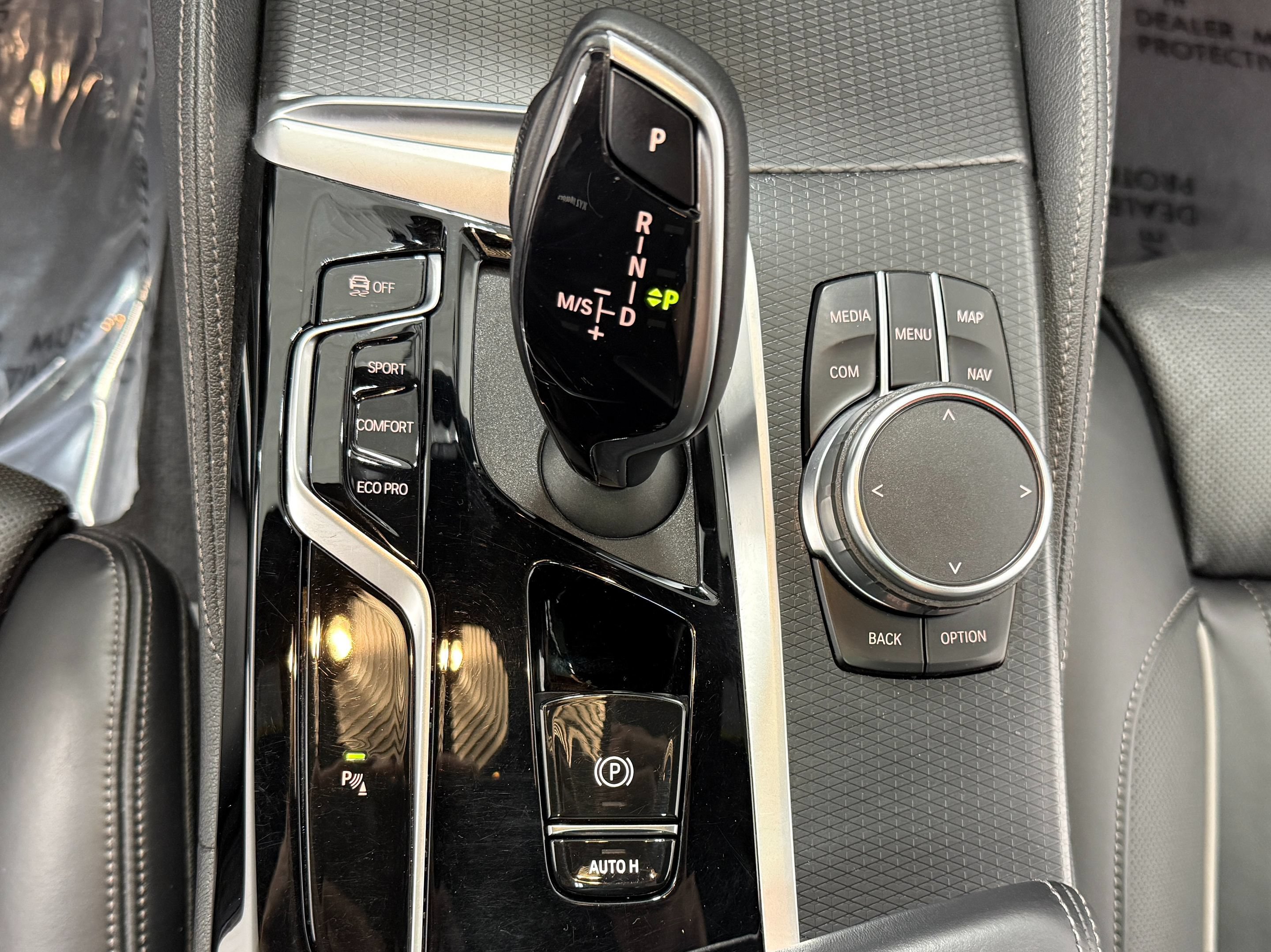 Used 2023 BMW 530i xDrive w/ M Sport Package AWD/4WD image 34