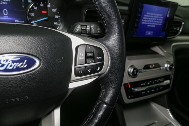 Used 2023 Ford Explorer XLT w/ Equipment Group 202A image 31