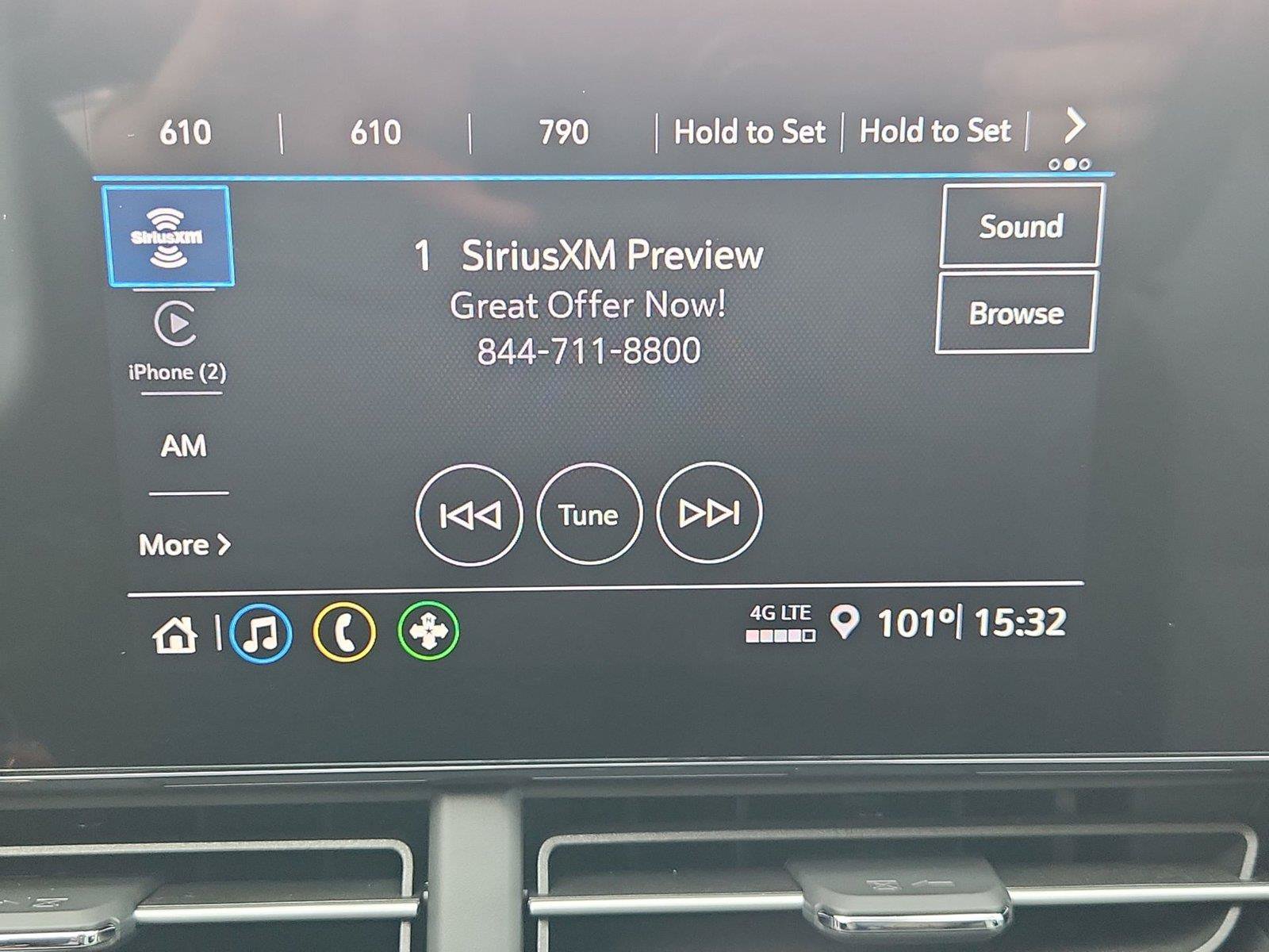 Used 2024 Chevrolet Trax LS w/ LS Convenience Package FWD image 13