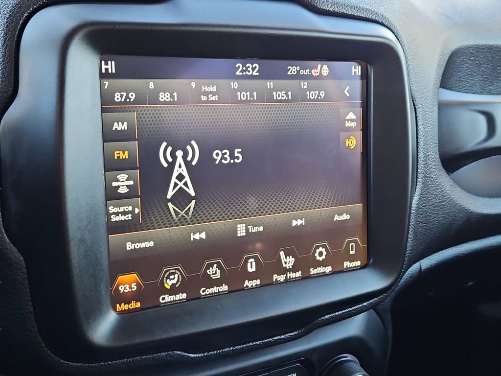 Used 2022 Jeep Renegade Latitude w/ Convenience Group image 28