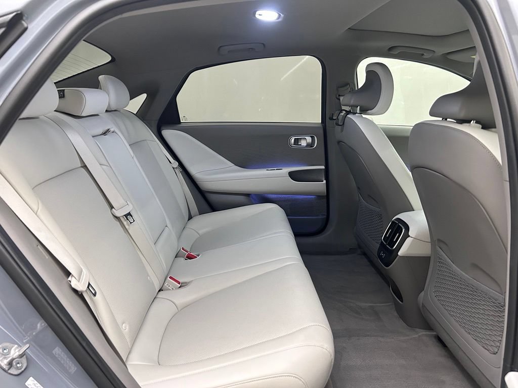 Used 2024 Hyundai Ioniq 6 Limited RWD image 15
