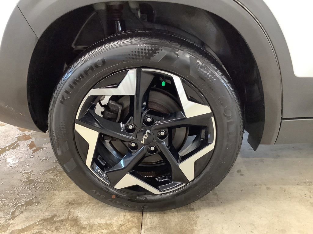 Certified 2024 Kia Seltos EX AWD/4WD image 22