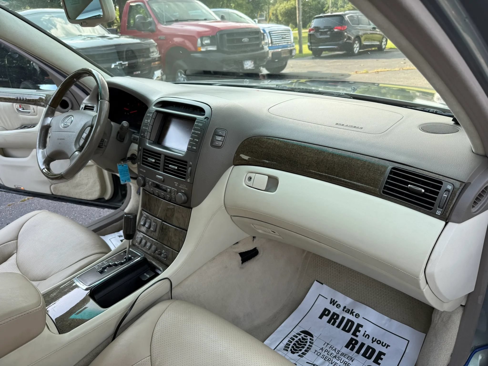 Used 2001 Lexus LS 430 RWD image 26