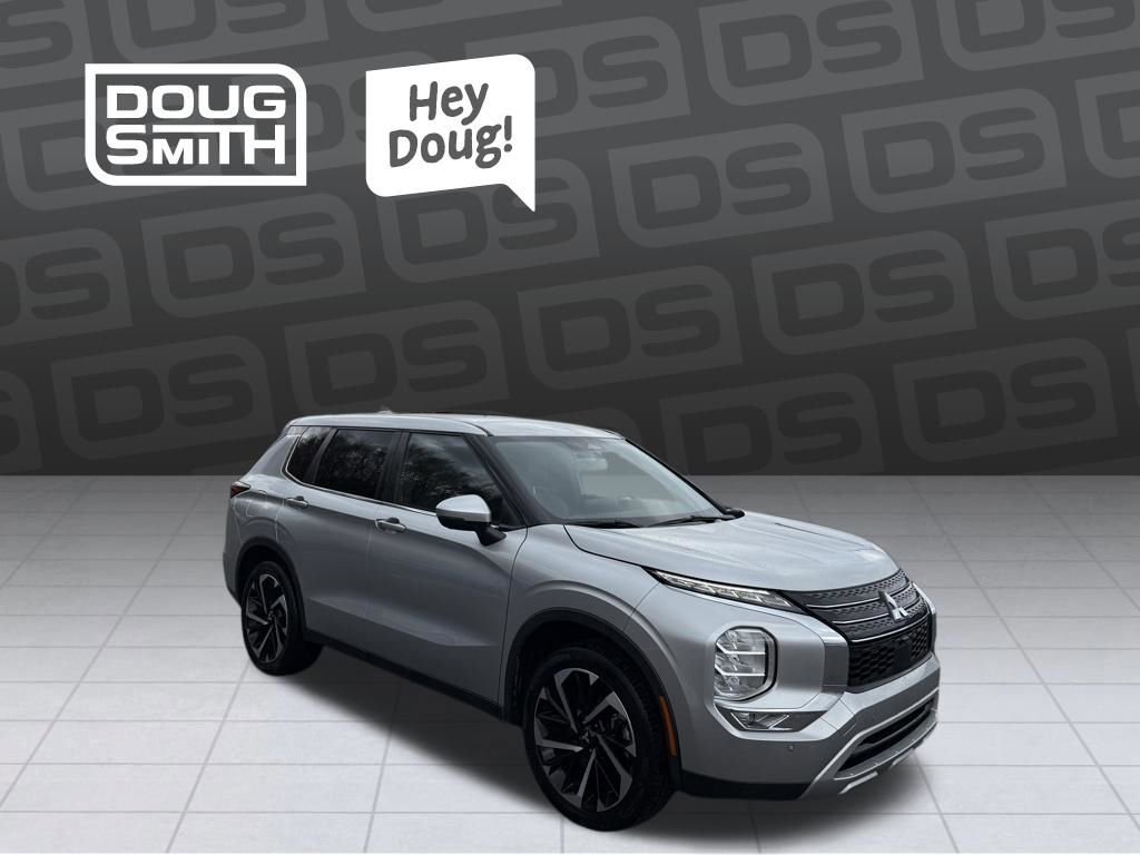 Used 2022 Mitsubishi Outlander SEL Black Edition image 7