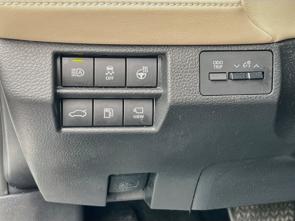 Used 2019 Toyota Avalon Limited w/ Advanced Safety Package FWD image 20