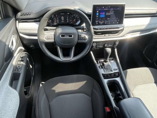 Used 2023 Jeep Compass Sport AWD/4WD image 13