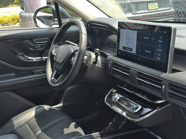 Certified 2024 Lincoln Corsair AWD w/ Equipment Group 101A image 33