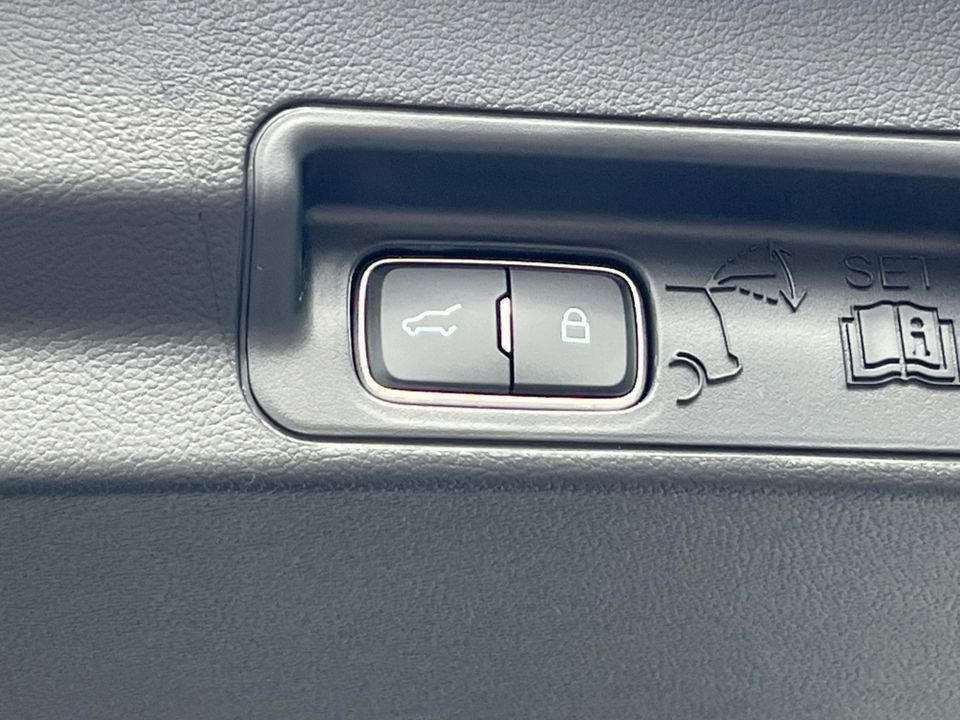 Used 2026 Ford Explorer Active w/ Active Comfort Package image 37