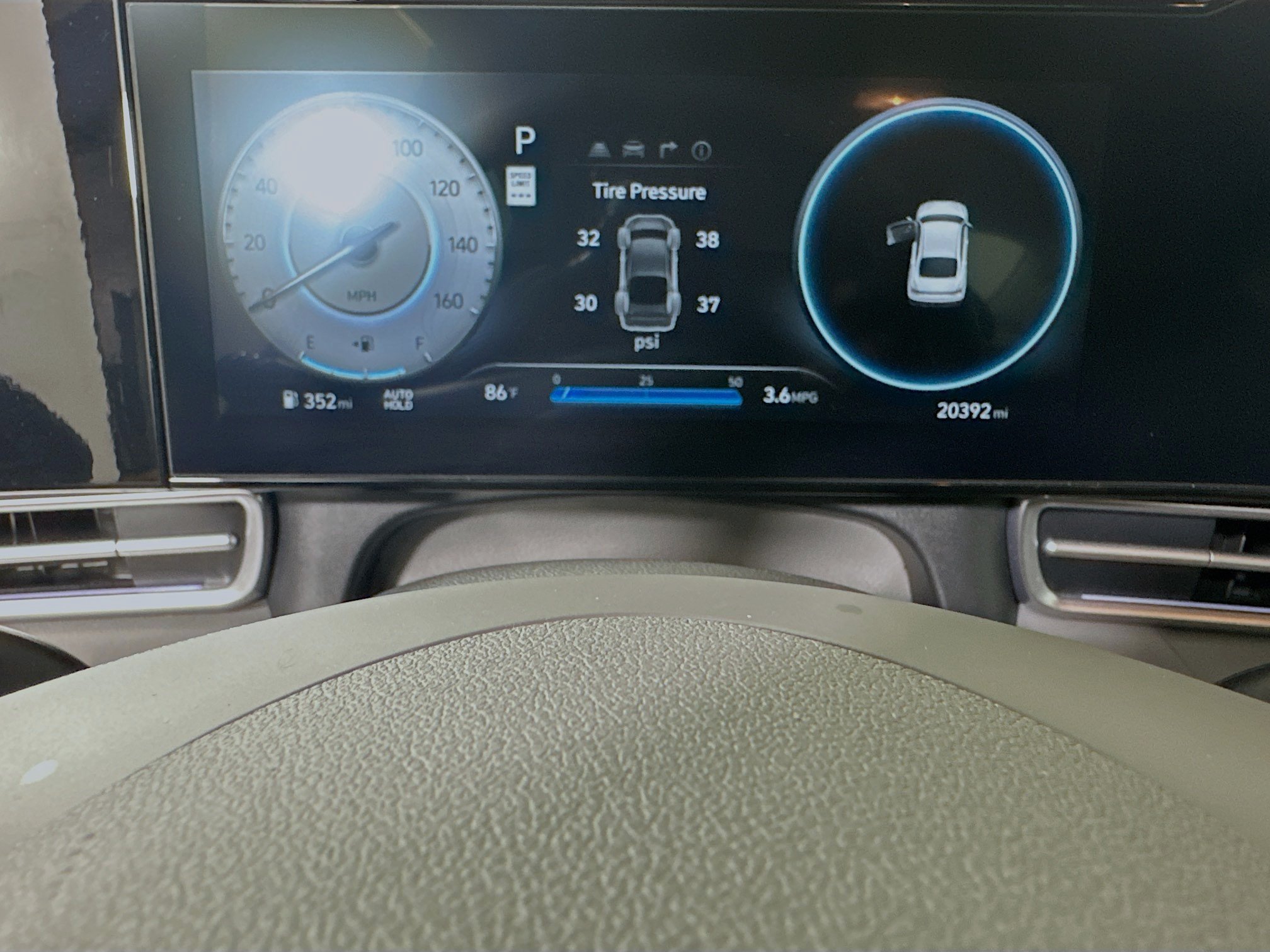 Used 2025 Hyundai Elantra SEL FWD image 19