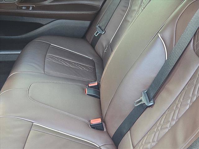Used 2017 BMW 740i RWD image 21