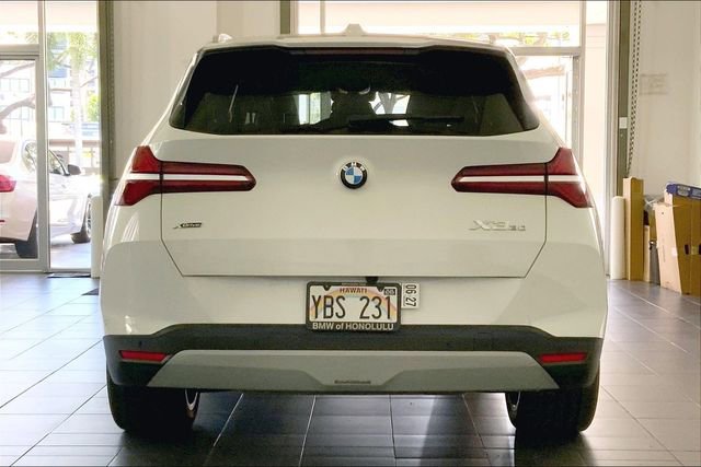 Used 2025 BMW X3 xDrive30i AWD/4WD image 4