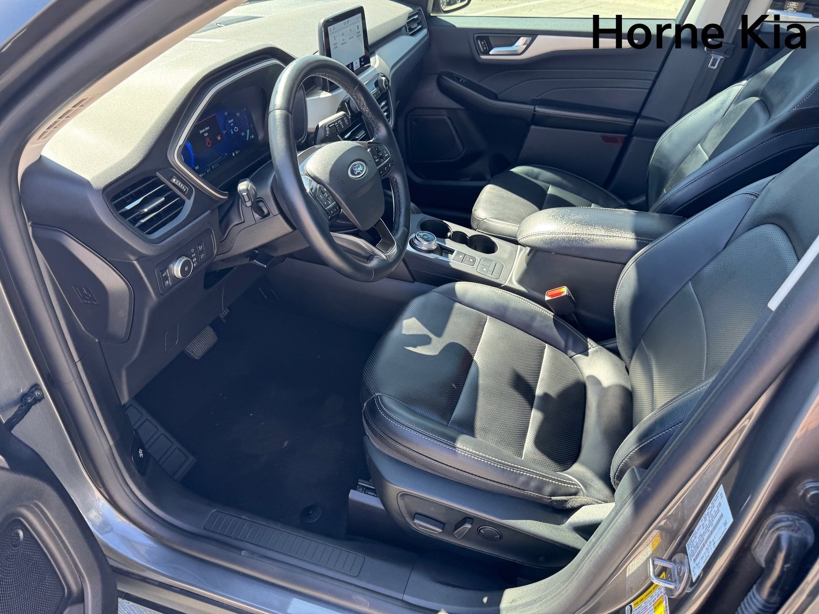 Used 2022 Ford Escape SEL w/ Technology Package FWD image 9