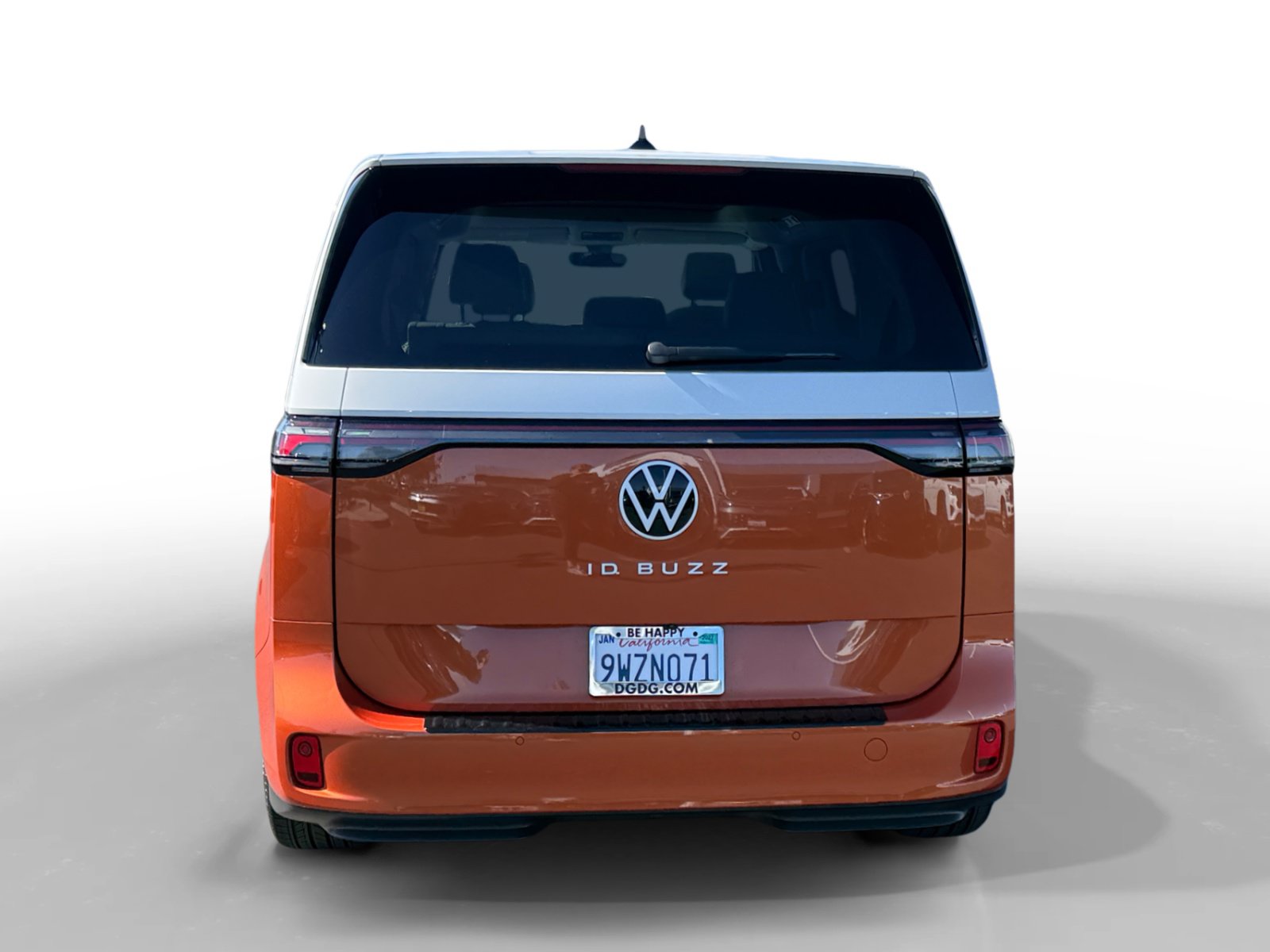 Certified 2025 Volkswagen ID. Buzz Pro S Plus RWD image 4