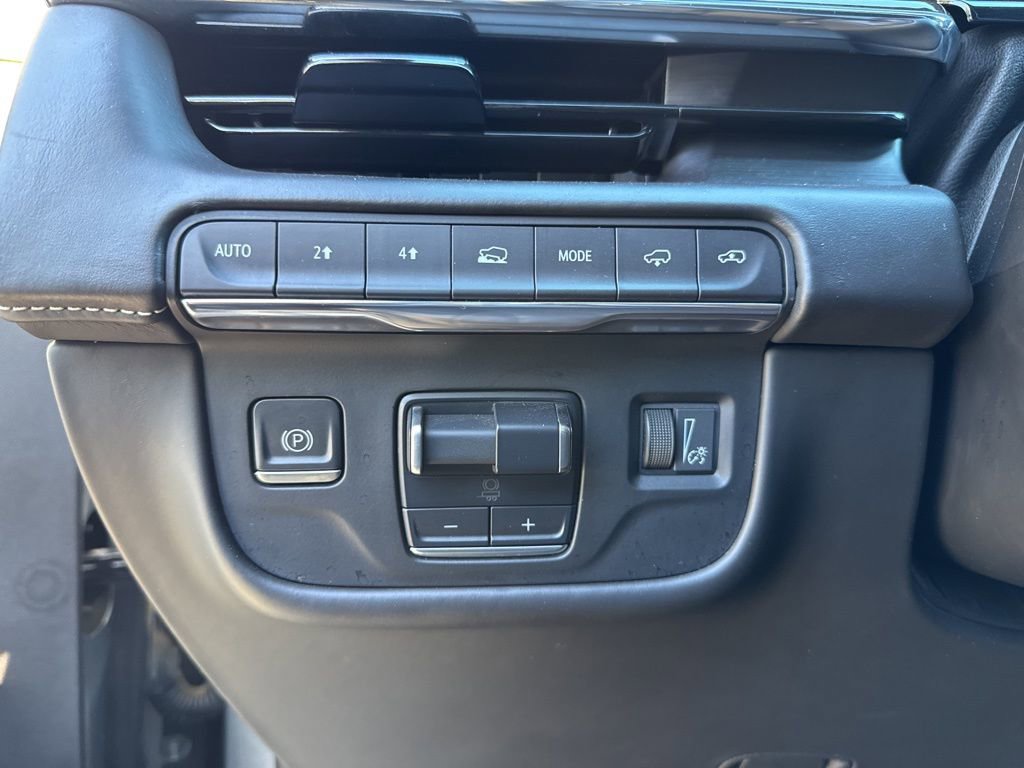 Used 2023 Cadillac Escalade Sport Platinum image 8