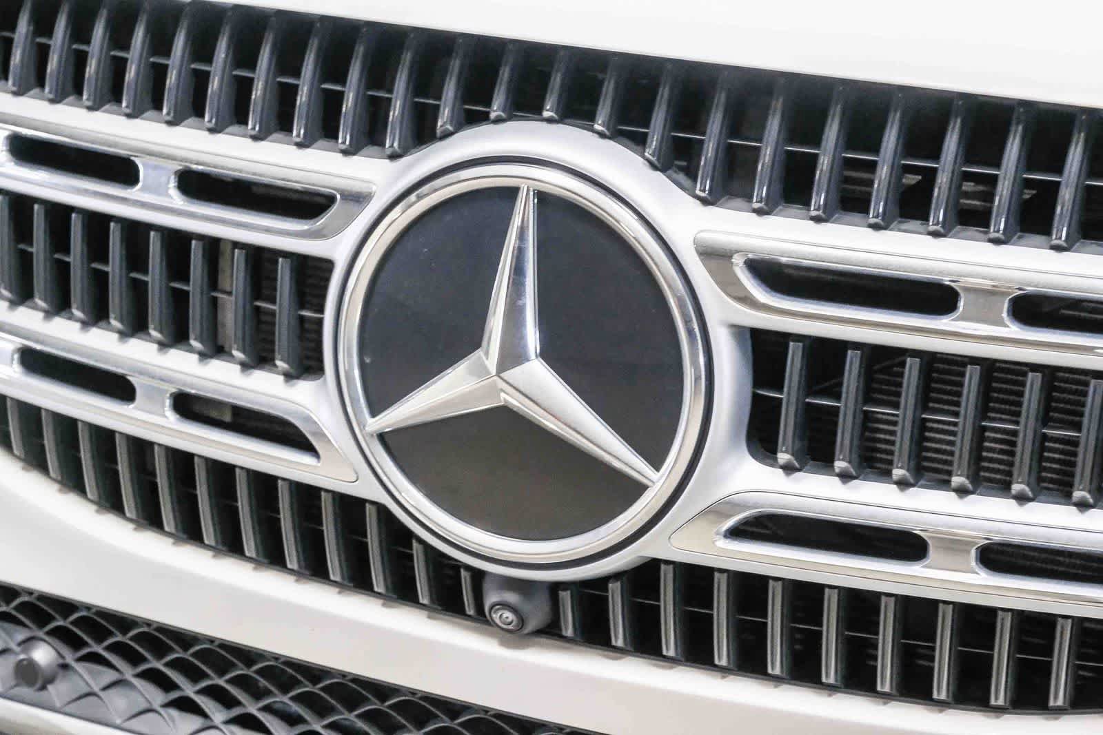 Used 2026 Mercedes-Benz GLE 450e 4MATIC image 13
