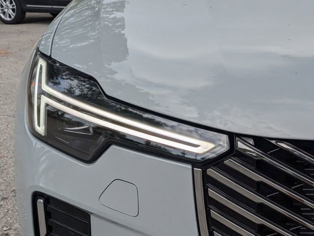 New 2025 Volvo XC90 T8 Plus w/ Protection Package Premier image 11