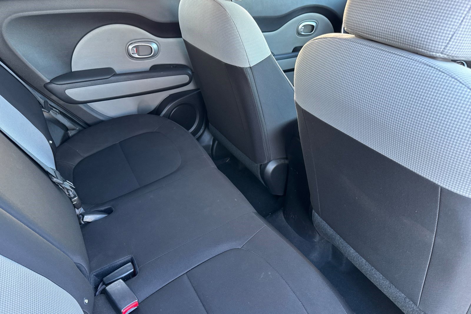 Used 2016 Kia Soul image 30