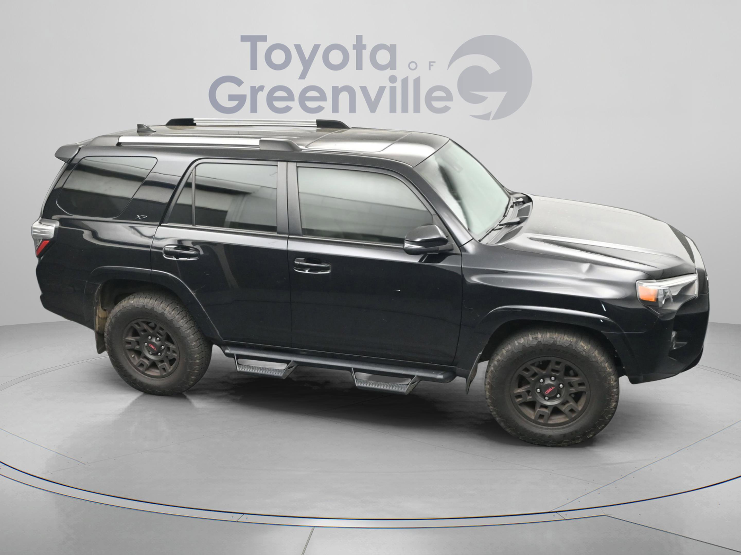 Used 2022 Toyota 4Runner SR5 Premium w/ Moonroof Package image 18