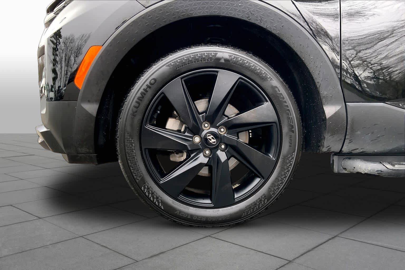 Used 2024 Hyundai Santa Cruz Night AWD/4WD image 11