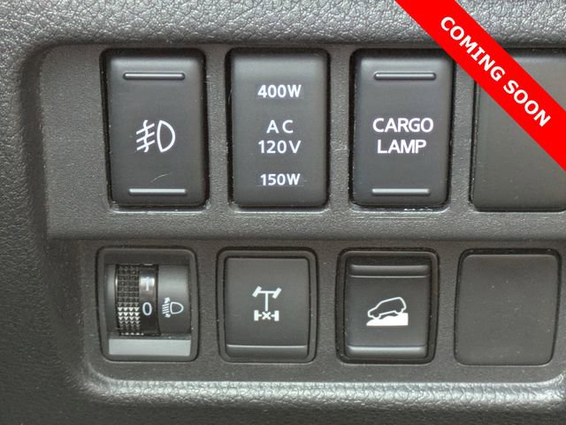 Used 2017 Nissan Titan PRO-4X AWD/4WD image 18