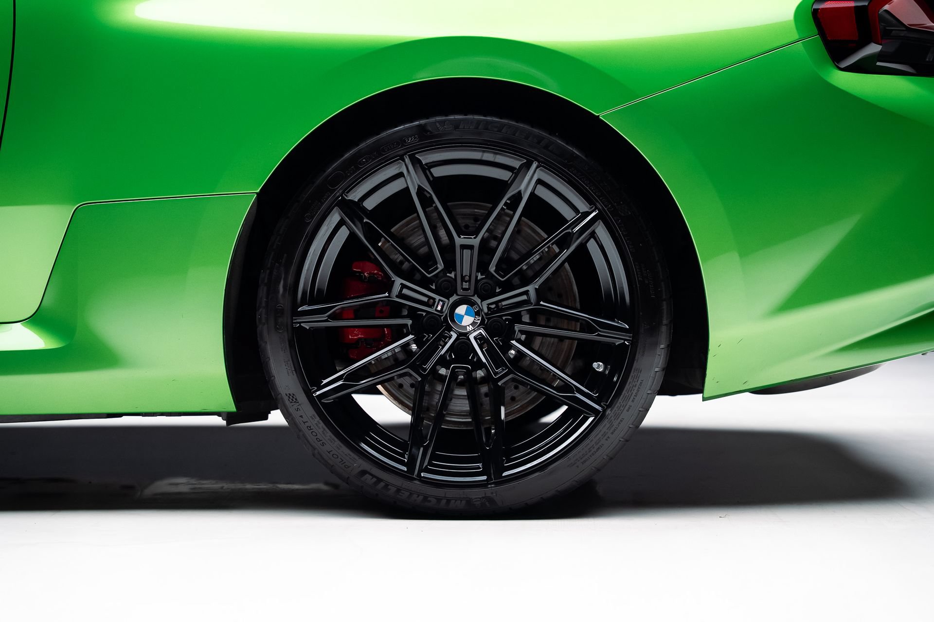 Used 2025 BMW M2 w/ Lighting Package RWD image 22